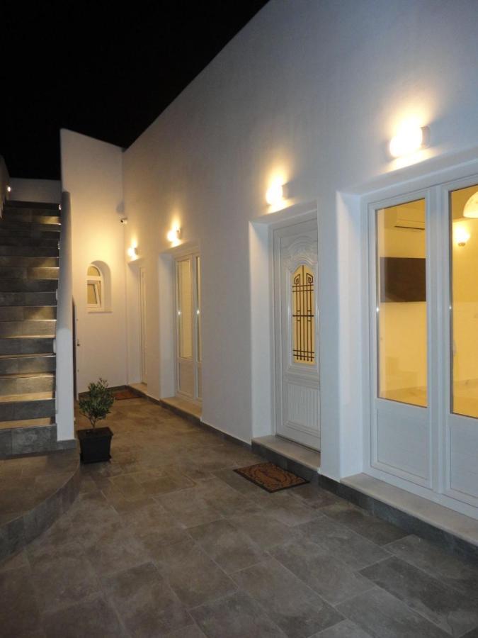 Triena Apartments Fira (Santorini) Exterior foto